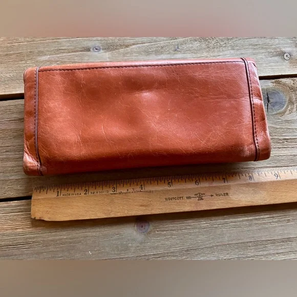 HOBO leather wallet burnt orange - Picture 12 of 13